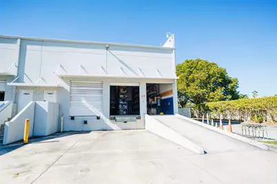 7865 NW 46th St #8, Doral, FL 33166 - Photo 8