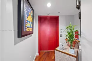 1455 Ocean Dr, Miami Beach, FL 33139 - Photo 2