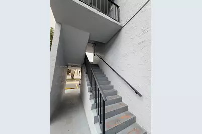 310 Fontainebleau Blvd #206, Miami, FL 33172 - Photo 4