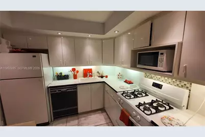 2030 S Ocean Dr #401, Hallandale Beach, FL 33009 - Photo 4