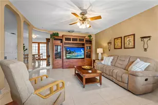 2232 SW 98th Pl, Miami, FL 33165 - Photo 10