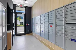 1001 NE 58th St, Oakland Park, FL 33334 - Photo 38