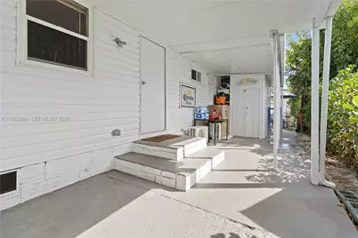5720 SW Cypress Dr, Dania Beach, FL 33312 - Photo 4
