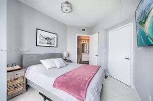 350 S Miami Ave, Miami, FL 33130 - Photo 16