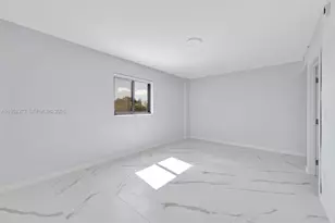 840 NE 130th St, North Miami, FL 33161 - Photo 16