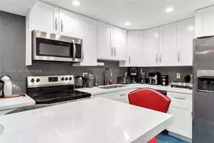 1833 S Ocean Dr, Hallandale Beach, FL 33009 - Photo 14