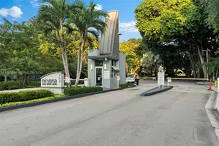 680 NE 64th St, Miami, FL 33138 - Photo 38