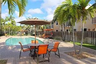 14928 SW 40th St, Miami, FL 33185 - Photo 4