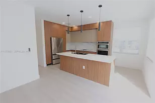 14928 SW 40th St, Miami, FL 33185 - Photo 8