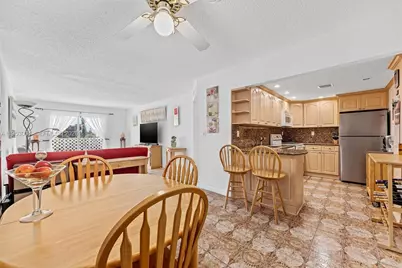 16465 NE 22nd Ave #302, North Miami Beach, FL 33160 - Photo 2