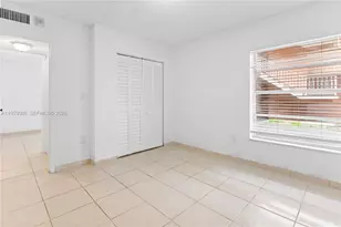 17500 NW 68th Ave, Hialeah, FL 33015 - Photo 22