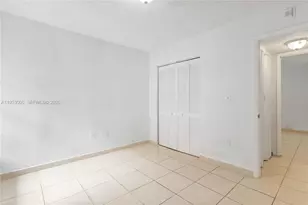 17500 NW 68th Ave, Hialeah, FL 33015 - Photo 32