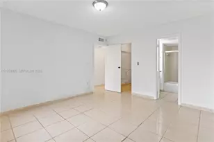 17500 NW 68th Ave, Hialeah, FL 33015 - Photo 16