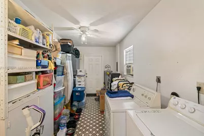 5770 NW 111th St, Hialeah, FL 33012 - Photo 32