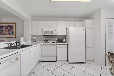 9525 Weldon Cir #H205, Tamarac, FL 33321 - Photo 4