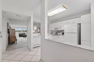 9525 Weldon Cir, Tamarac, FL 33321 - Photo 10