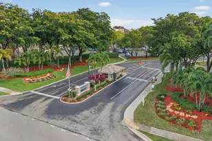 9525 Weldon Cir, Tamarac, FL 33321 - Photo 34