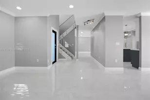 9008 SW 211th Ln, Cutler Bay, FL 33189 - Photo 8