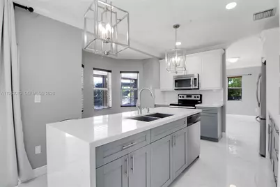 9008 SW 211th Ln, Cutler Bay, FL 33189 - Photo 18