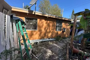 110 NW 52nd St, Miami, FL 33127 - Photo 36