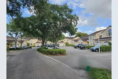 14621 Balgowan Rd #102-3, Miami Lakes, FL 33016 - Photo 20