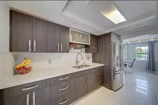 801 E 16th Pl, Hialeah, FL 33010 - Photo 10