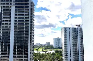 20515 E Country Club Dr, Aventura, FL 33180 - Photo 4