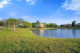 10242 NW 7th St, Miami, FL 33172 - Photo 28