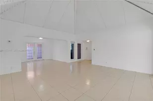 5505 Bluejack Oak Cir, Tamarac, FL 33319 - Photo 4