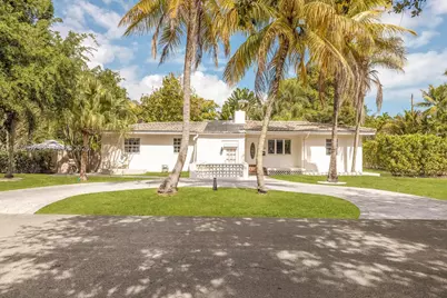 11803 NE 11 Ave, Biscayne Park, FL 33161 - Photo 2