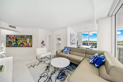 4779 Collins Ave #907, Miami Beach, FL 33140 - Photo 1