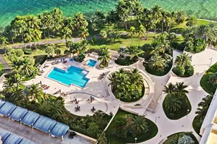 1 Grove Isle Dr, Miami, FL 33133 - Photo 32