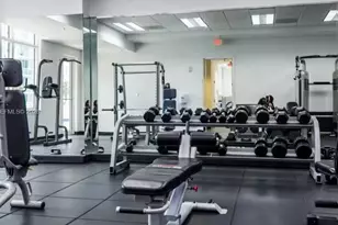 1200 Brickell Bay Dr, Miami, FL 33131 - Photo 26