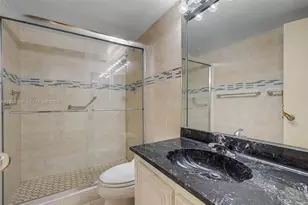 1420 Brickell Bay Dr, Miami, FL 33131 - Photo 12