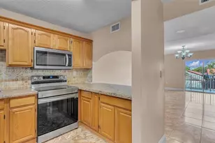 2780 W 76th St, Hialeah, FL 33016 - Photo 6