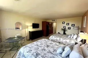 19201 Collins Ave, Sunny Isles Beach, FL 33160 - Photo 8