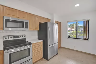 6241 Pointe Regal Cir #103, Delray Beach, FL 33484 - Photo 12