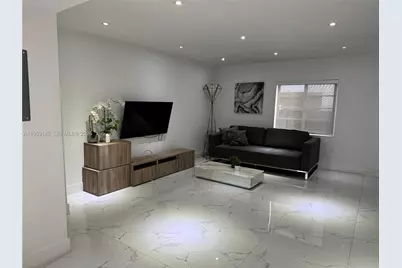 1614 Jefferson Ave #7, Miami Beach, FL 33139 - Photo 1