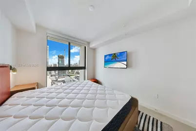 11 NE 6th Street #3209, Miami, FL 33132 - Photo 10