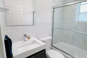 928 Euclid Ave, Miami Beach, FL 33139 - Photo 16