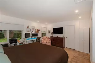 1491 NE 132nd Rd, North Miami, FL 33161 - Photo 22