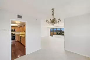 3200 N Port Royale Dr N, Fort Lauderdale, FL 33308 - Photo 12