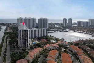 3598 Yacht Club Dr, Aventura, FL 33180 - Photo 46