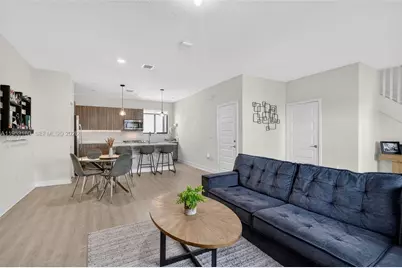 4975 NW 83rd Path, Doral, FL 33166 - Photo 10
