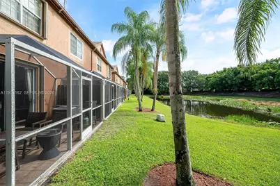1528 Veracruz Ln #4-3, Weston, FL 33327 - Photo 22