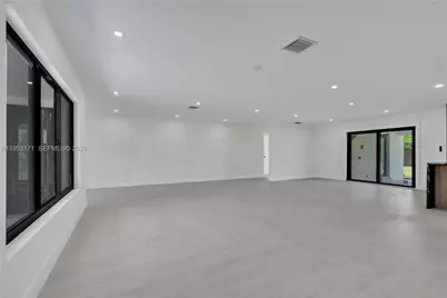 17680 SW 54th St, Southwest Ranches, FL 33331 - Photo 14