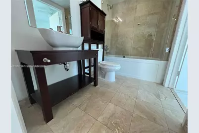 350 S Miami Ave #1907, Miami, FL 33130 - Photo 12