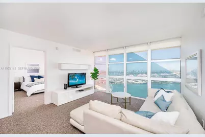 50 Biscayne Blvd #4104, Miami, FL 33132 - Photo 2