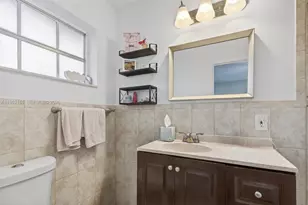 4851 University Dr, Coral Gables, FL 33146 - Photo 30