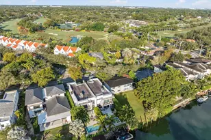 4851 University Dr, Coral Gables, FL 33146 - Photo 44